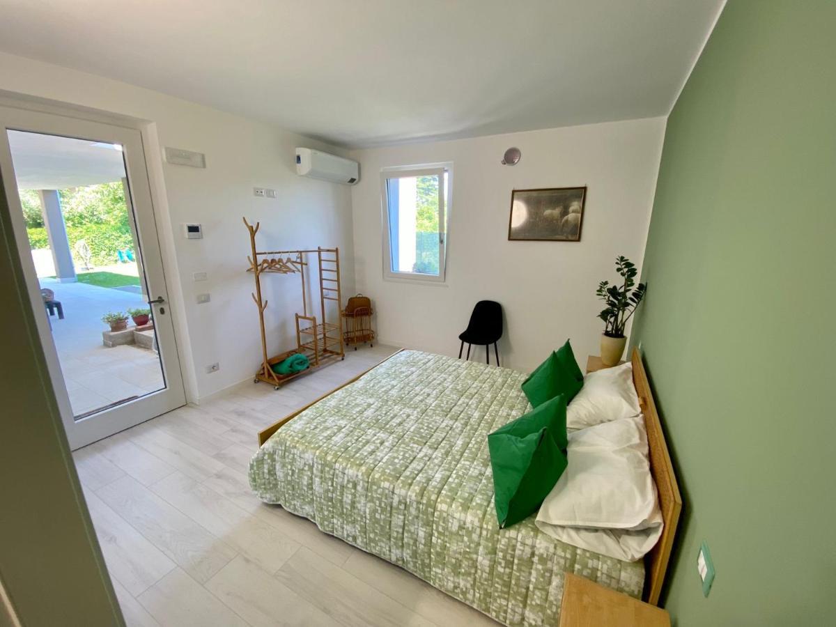 I Broletti Del Garda Hotel Pacengo Di Lazise Exterior photo