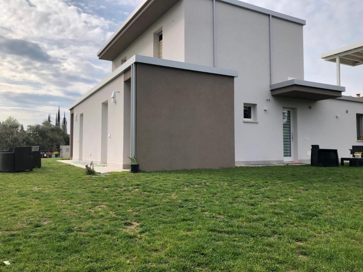 I Broletti Del Garda Hotel Pacengo Di Lazise Exterior photo